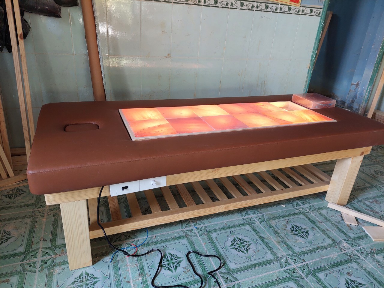 Giường Nệm Đá Muối Himalaya 12 Viên Giường Nệm Đá Muối Himalaya 12 Viên